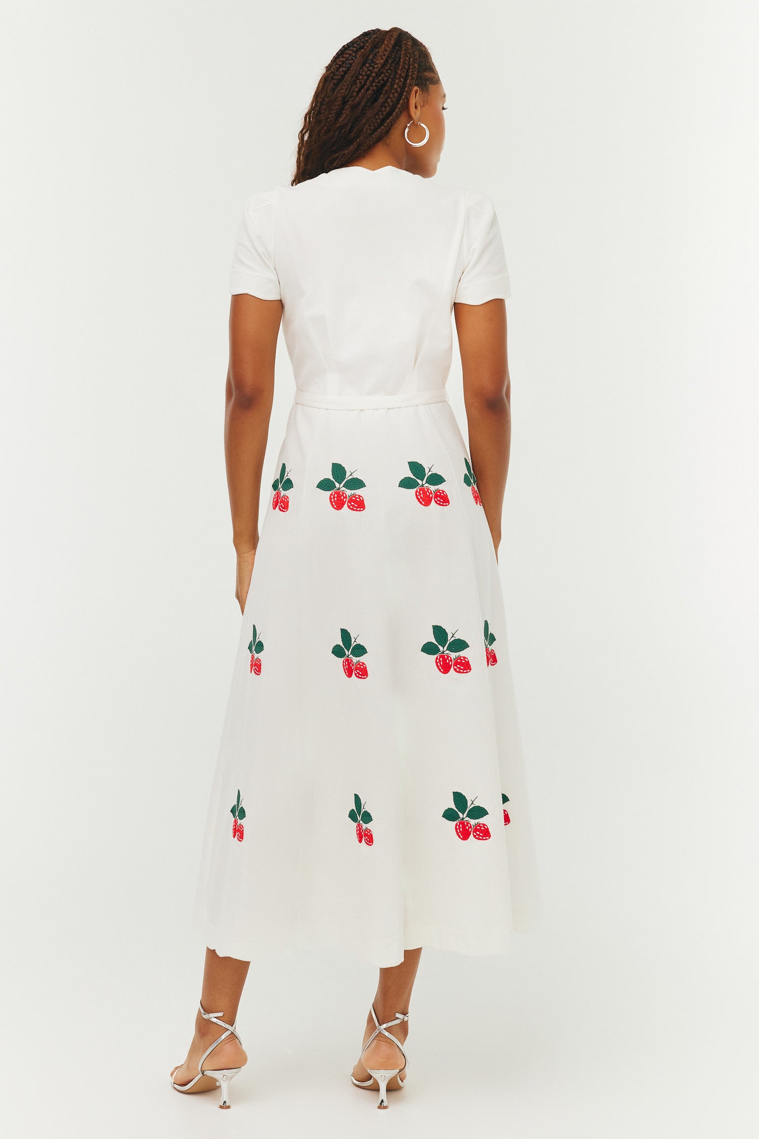 Scalloped Rio Dress w. Embroidery