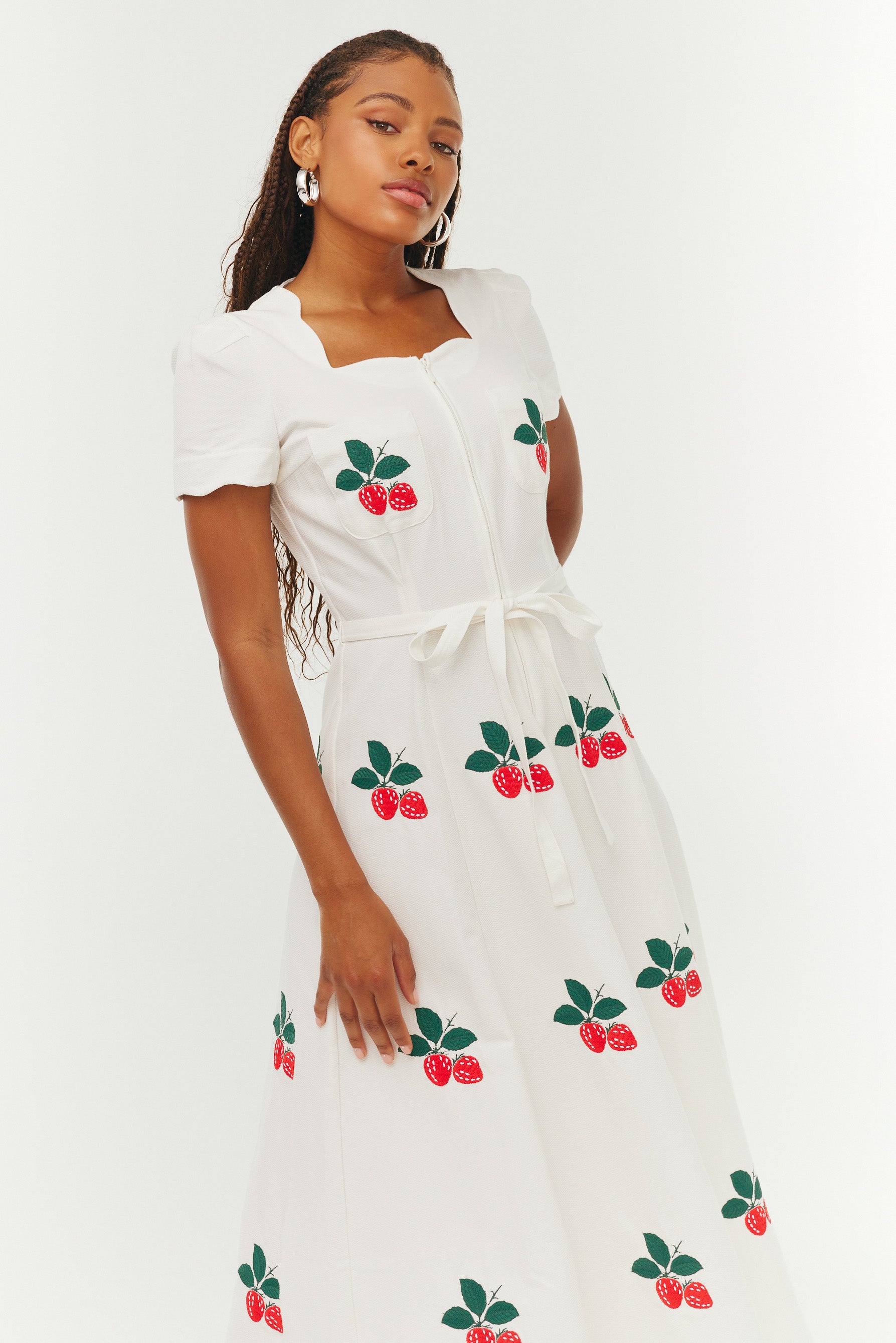 Scalloped Rio Dress w. Embroidery - Large Strawberry Embroidery – HVN