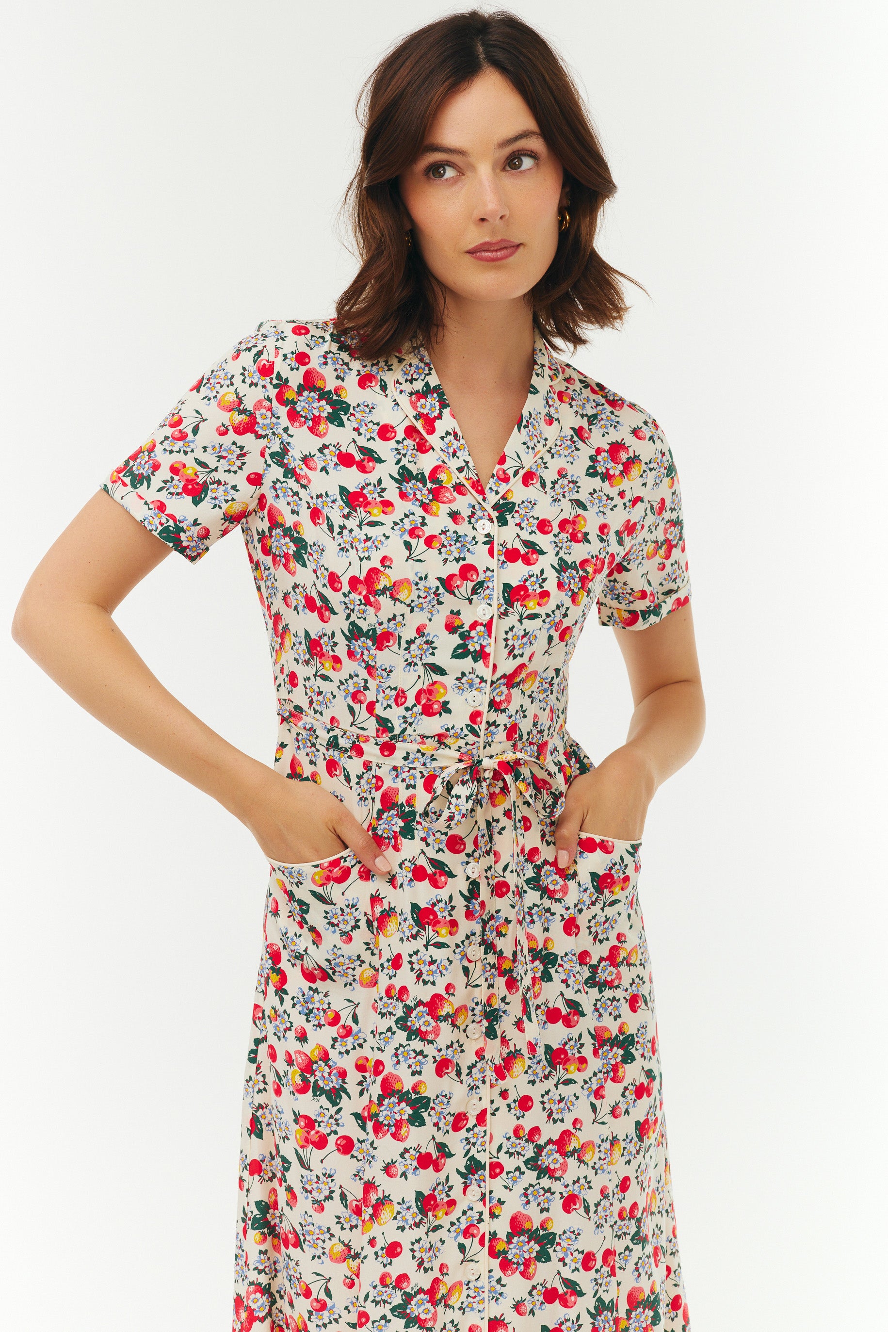 ★韓国人気★I AM MARI★HALSIA V-NECK BUTTON DRESS Cynthia V-Neck Button Down Midi Dress in cornflower blue