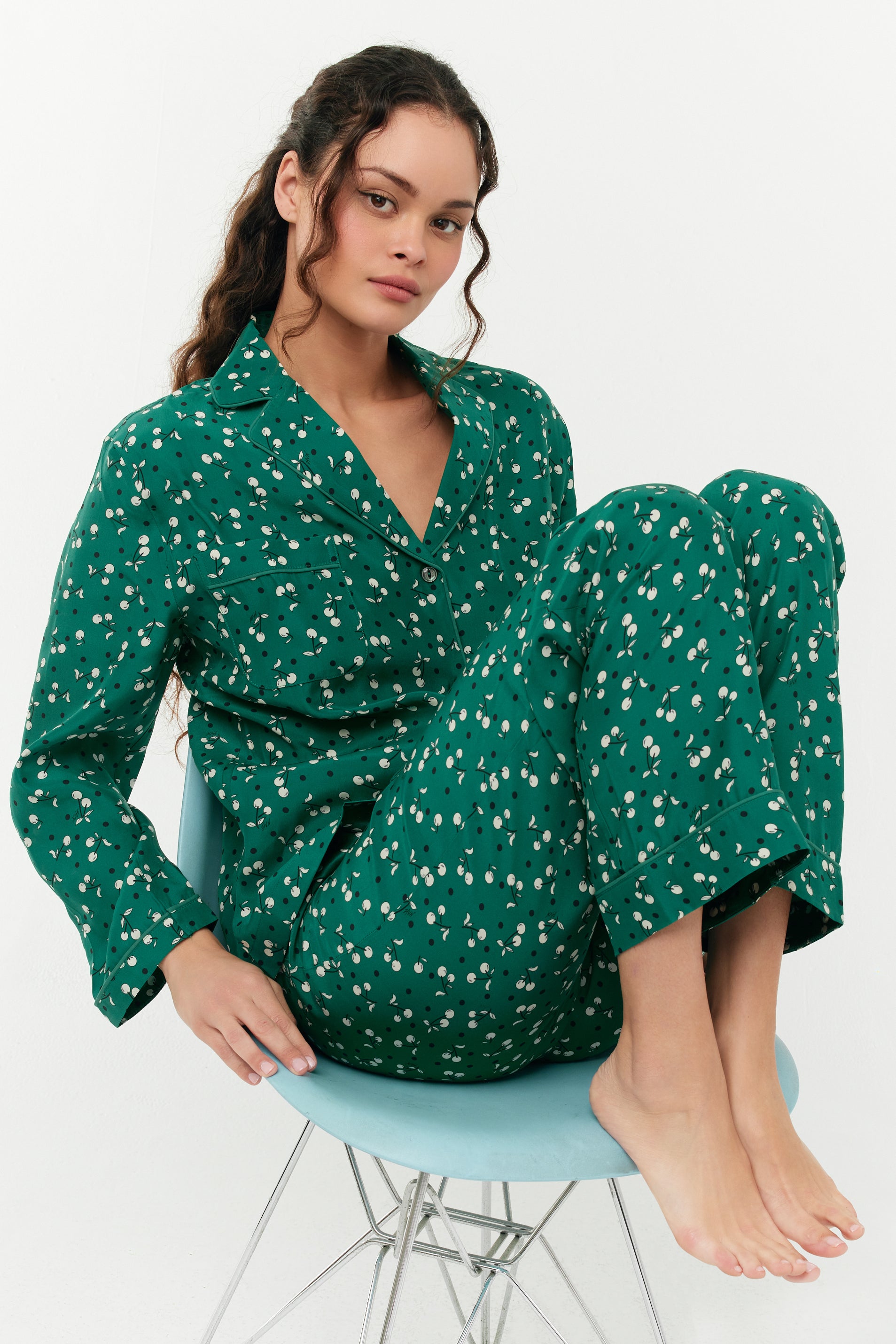 HVN Mary Long Sleeve Pajama Top Pant Set Green Cherry XXL Green Cherry