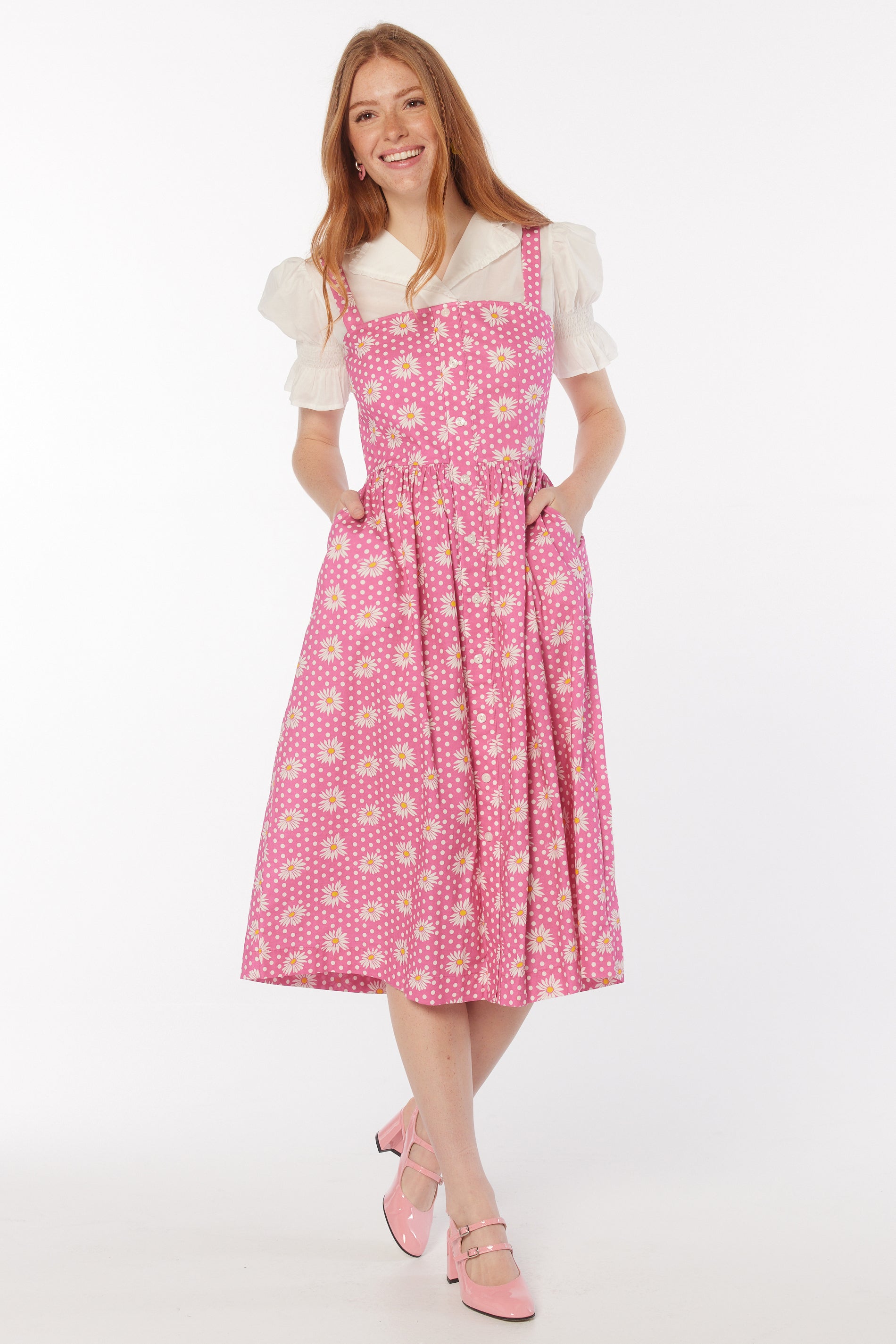 【完売品】サンサカエプチ　Laura smocked dress Laura Smocked Midi Dress | Nuuly