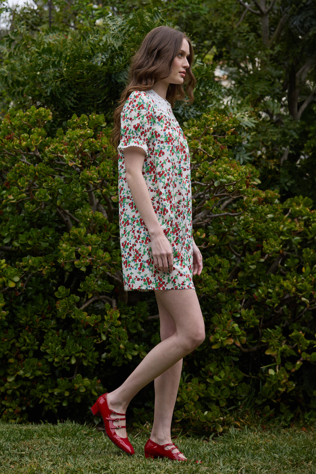 A DAY AT THE VINEYARD WOVEN MINI BADYDOLL DRESS