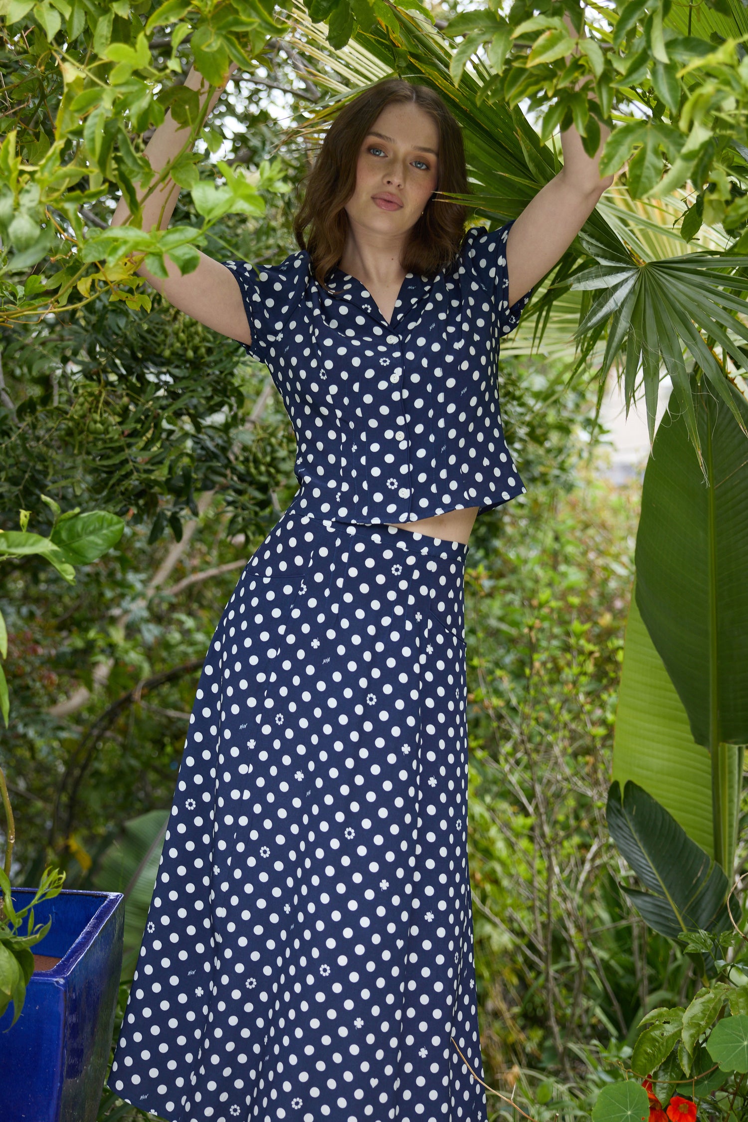 Skirt Navy And White Polka Dot Maxi Dress Linen Sleeveless Polk-A-Dot Maxi Shirt Dress Skirt Navy And White Polka Dot Maxi Dress Linen Sleeveless Polk-A-Dot Maxi Shirt Dress
